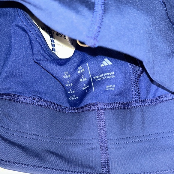 Adidas Women's RUN POCKET Dark Blue Sports Bra MED NWT - Picture 6 of 7